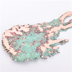 Free form copper splash, with green patina and polished copper accents, L20cm, W11cm