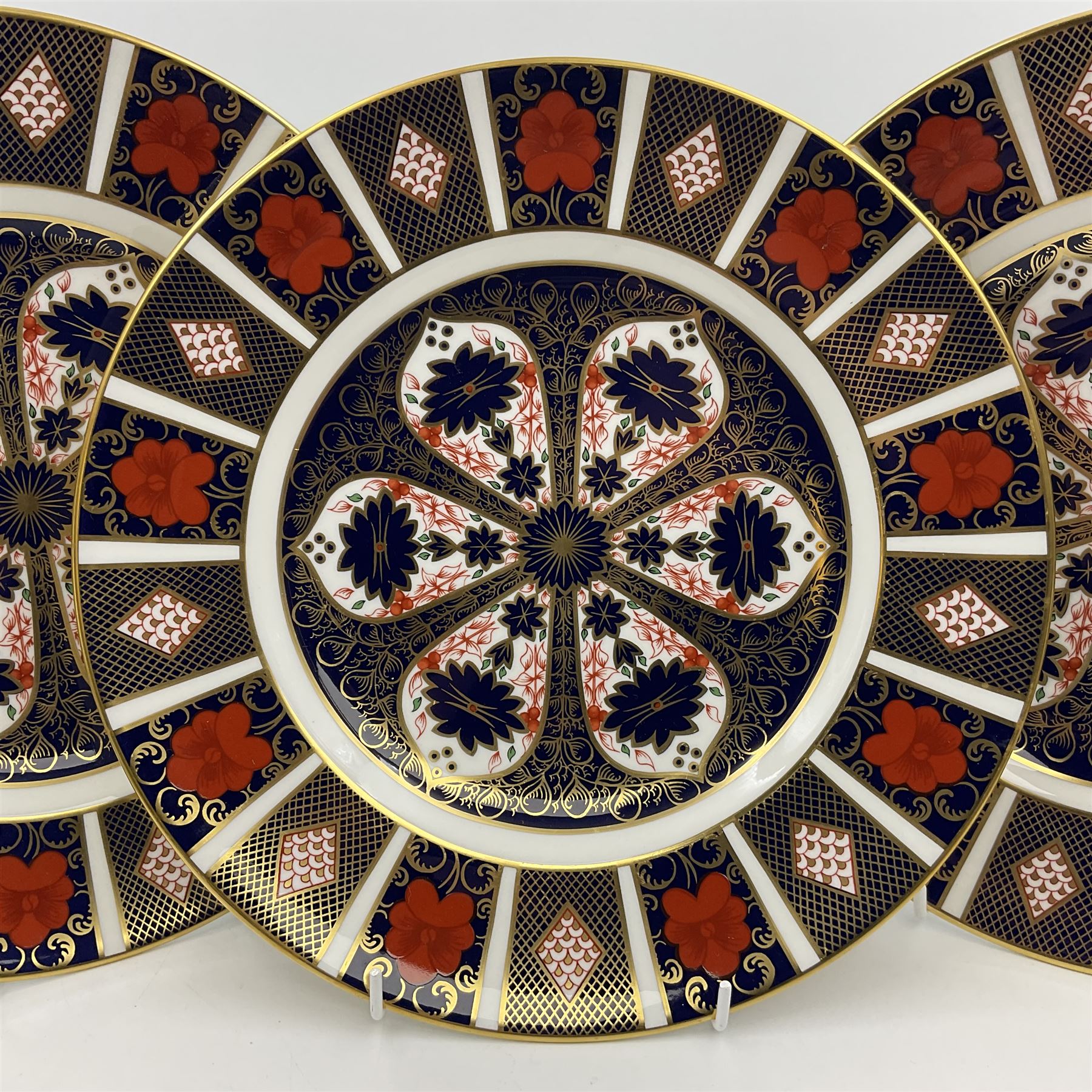 Three Royal Crown Derby Old Imari plates, pattern no.1128, D27cm