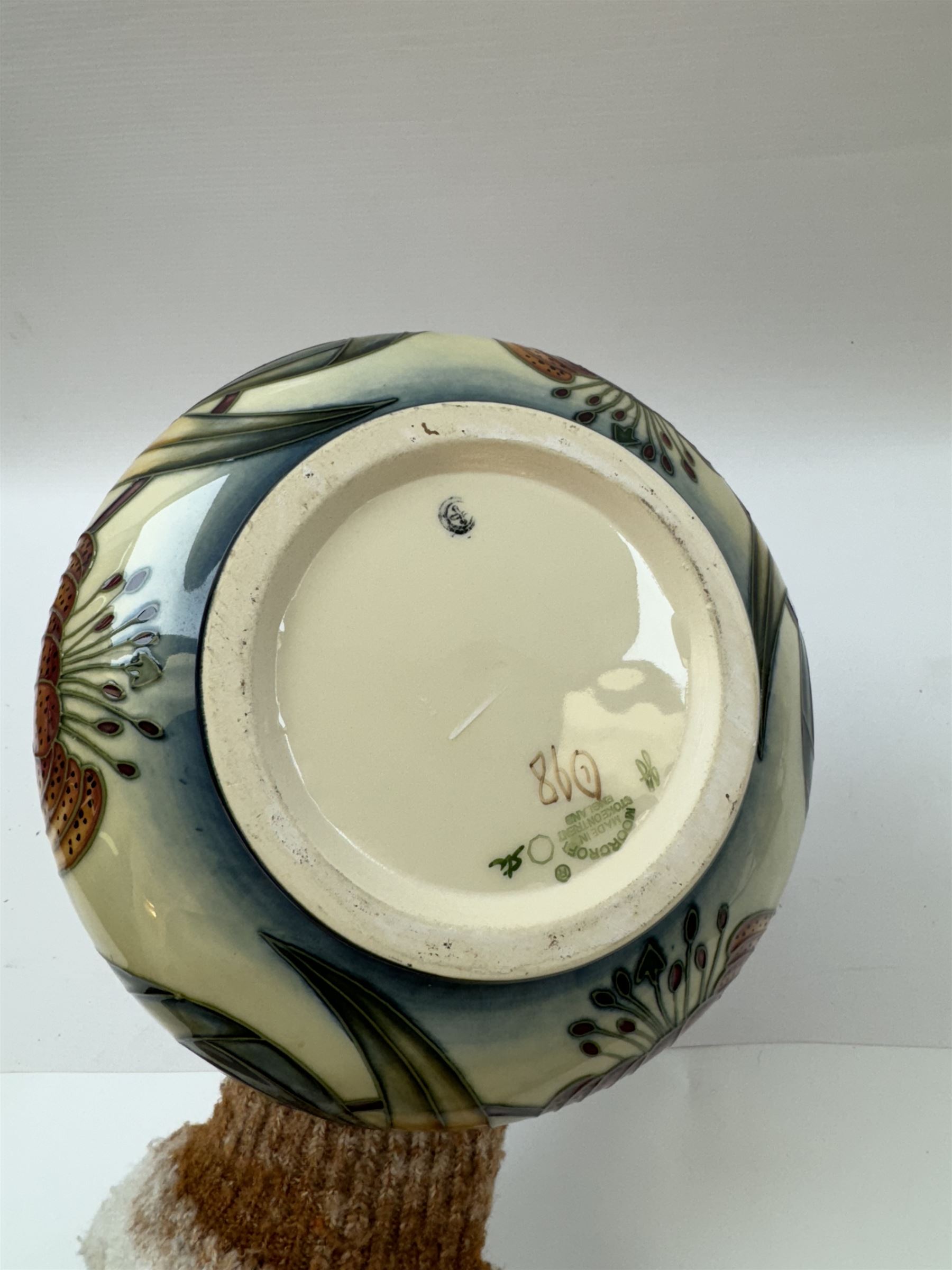 Moorcroft vase of squat baluster form, decorated in the Anna Lily pattern designed by Nicola Slaney, H15.5cm