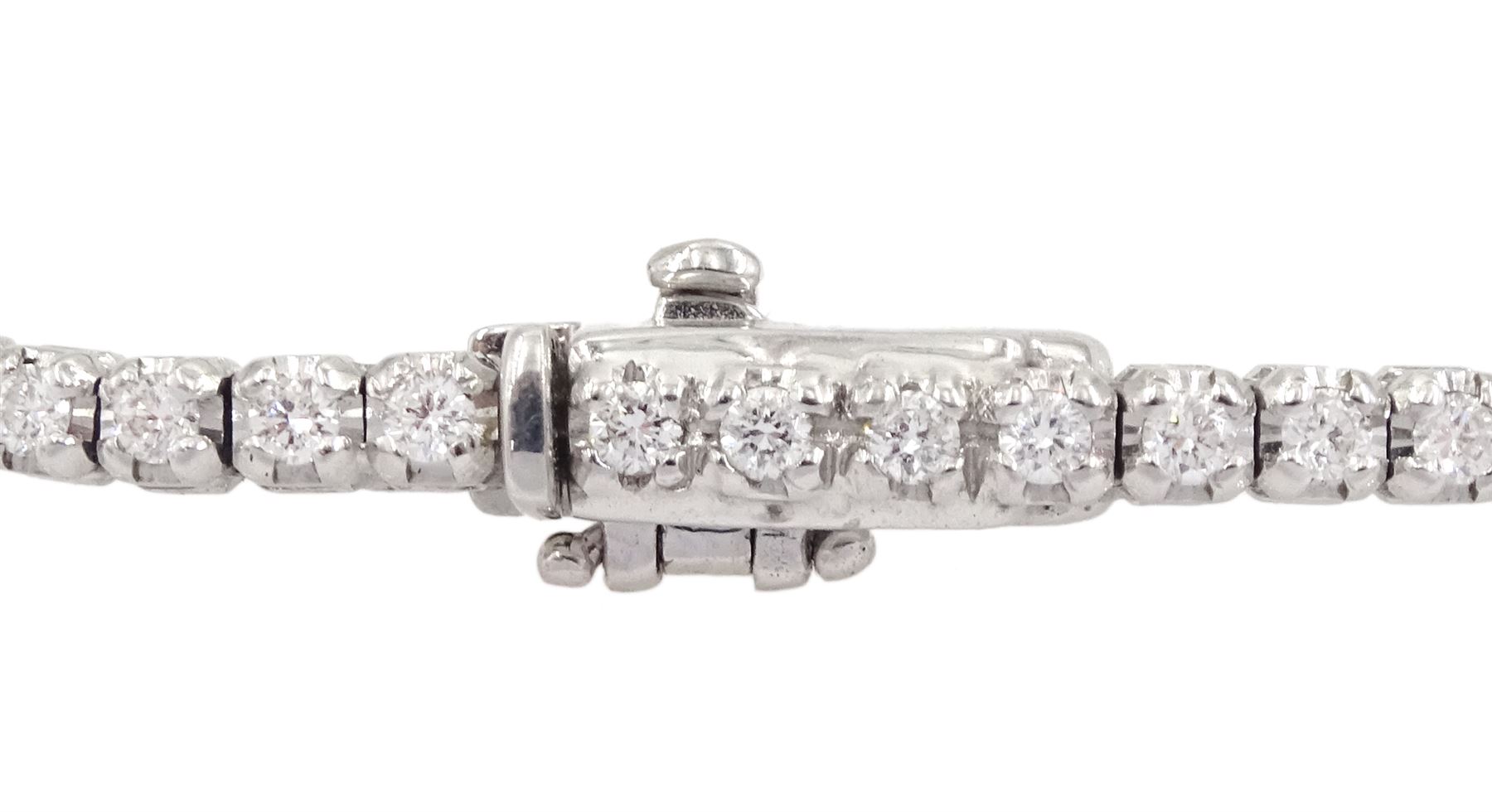 18ct white gold round brilliant cut diamond bracelet, stamped 750, total diamond weight approx 1.30 carat