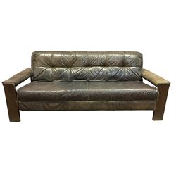 Mid-to-late 20th century vintage leather sofa