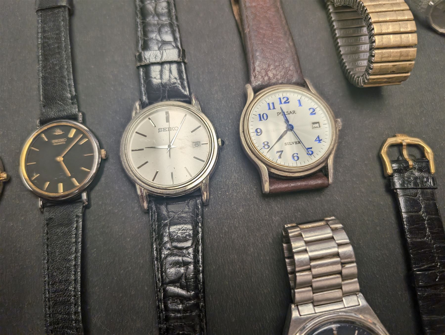 Collection of wristwatches including Raymond Weil 7009, Everite Seiko automatic, Kolber, Seiko quartz etc