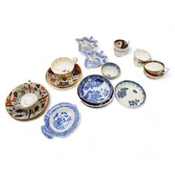 Pair of early 19th century blue and white leaf-shaped pickle dishes, and various 19th cent...