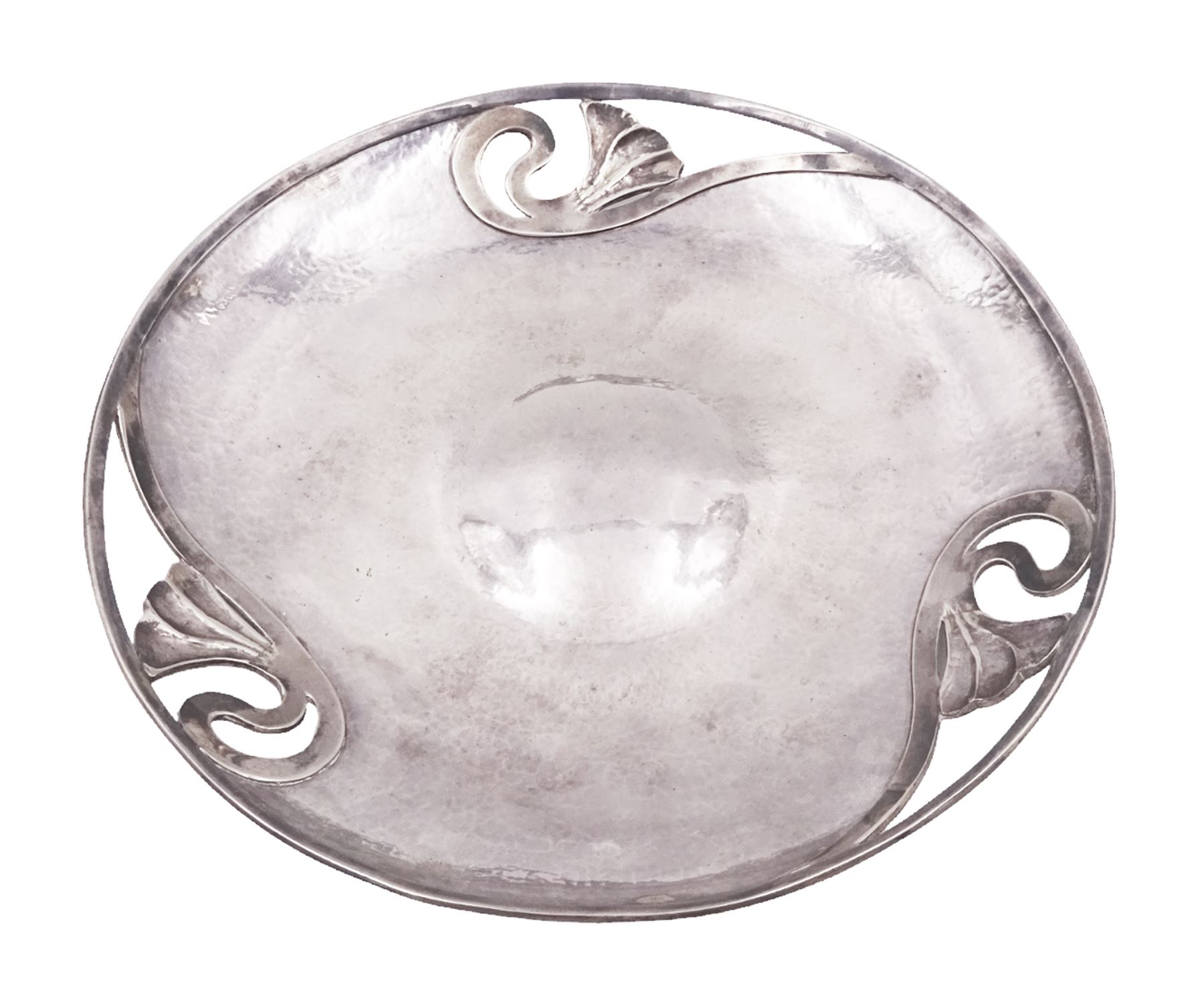 Art Nouveau style modern silver dish, of circular form with domed centre and three pierced sections each decorated with a stylised flower, with a hammered finish throughout, hallmarked Peter Cropper, London 1996, D25cm
