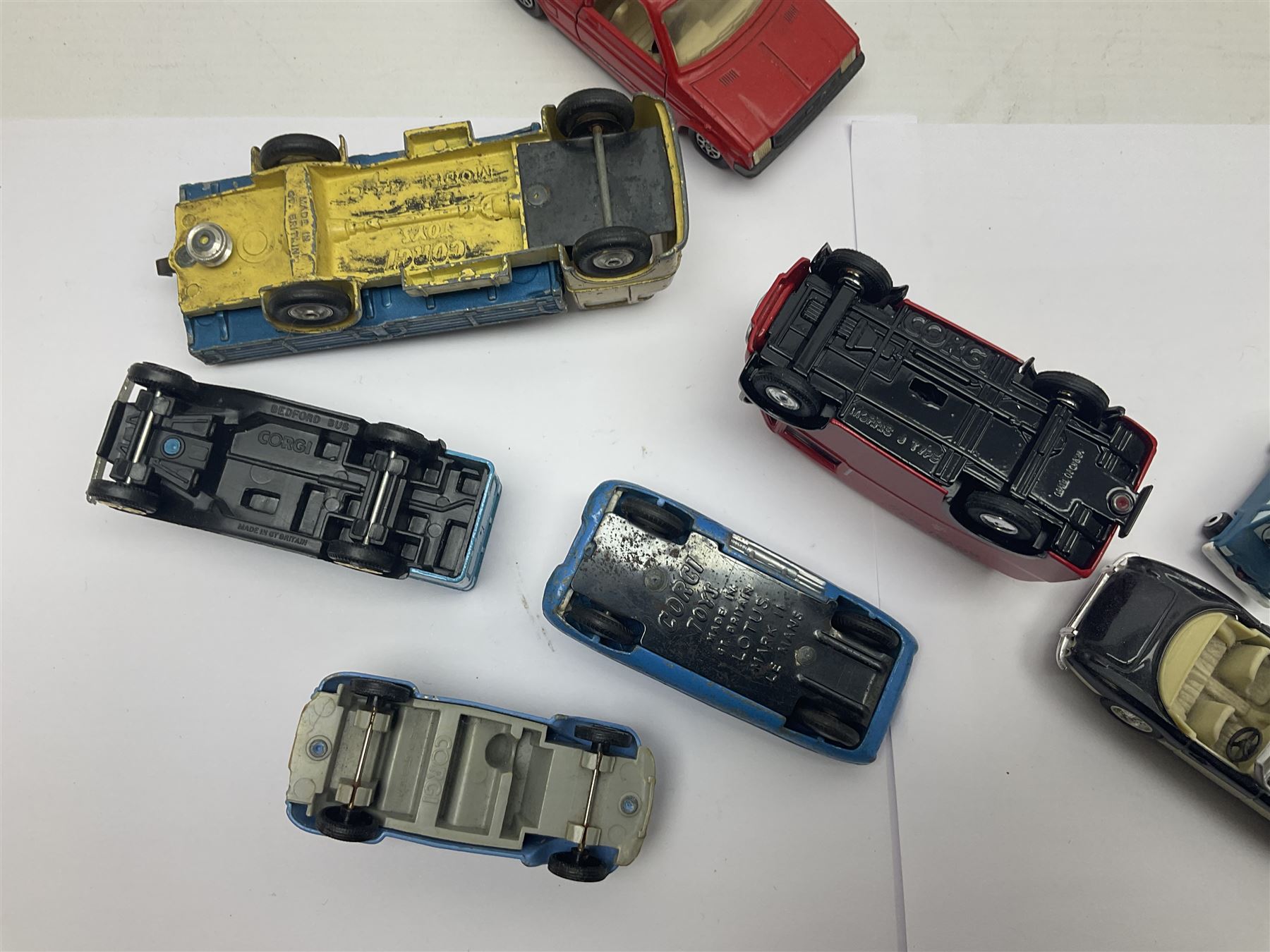 Corgi - approximately forty die-cast models of various scales to include ‘On the Move’ CC11406 and CC11407, both boxed; Renault 16, Ford Consul Classic, Vanwall Racing Car etc 