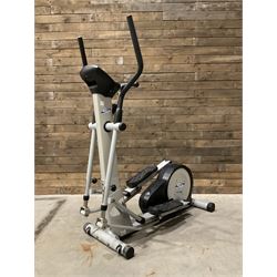 Ultim8 Fitness LS7 000 cross trainer