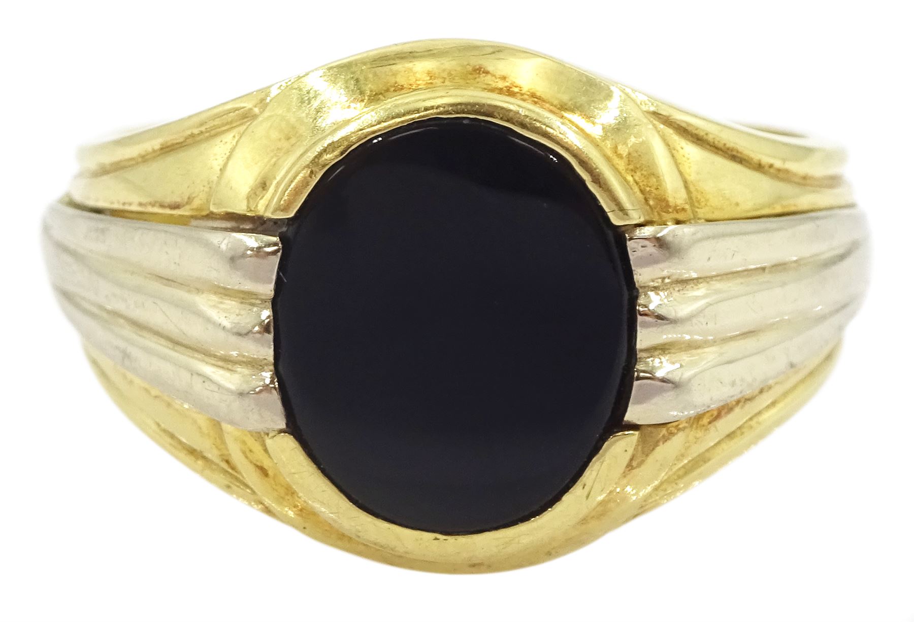 18ct gold single stone black onyx signet ring, stamped 750