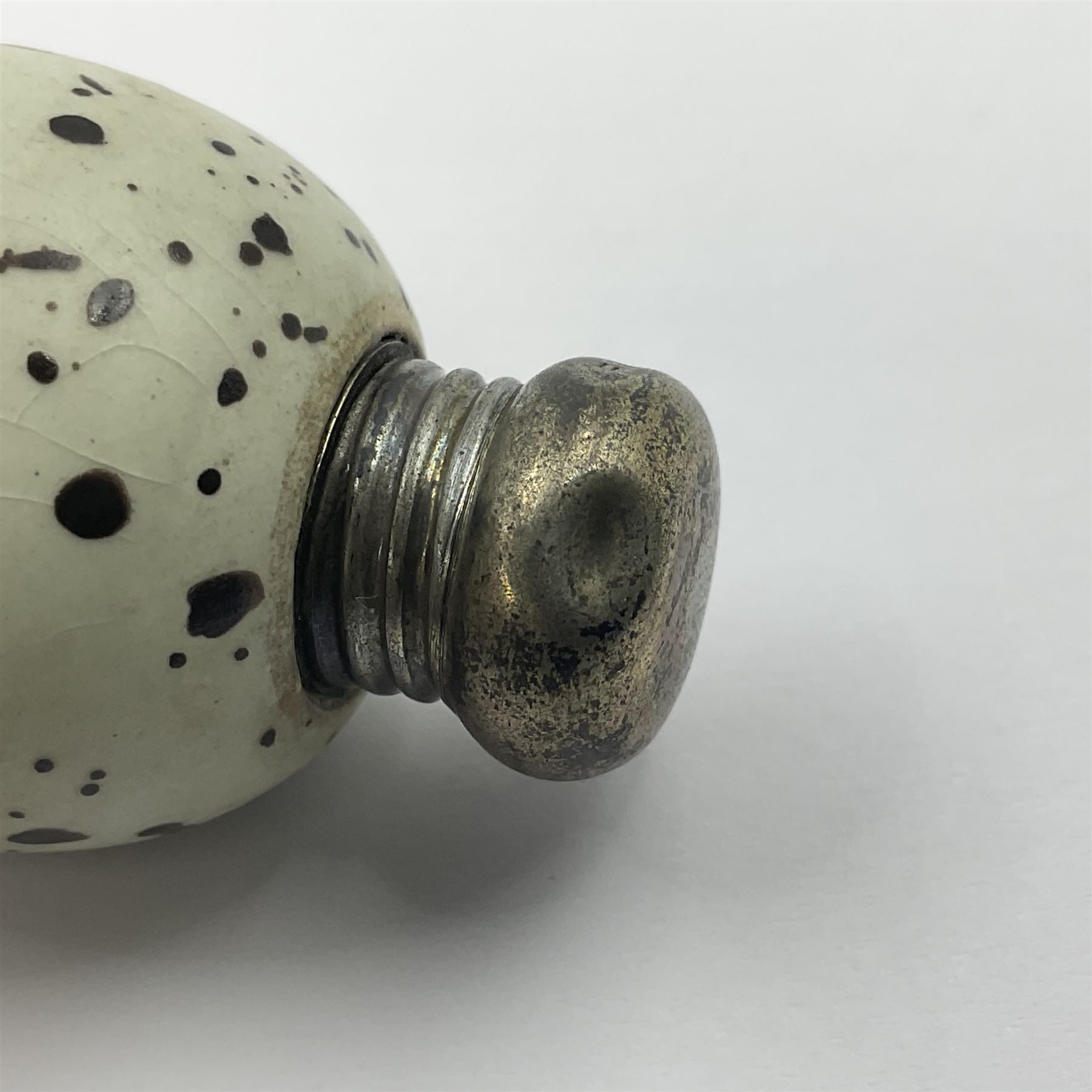 Victorian silver mounted scent bottle, modelled in the form of an egg, possibly McIntyre, the screw threaded cover stamped Silver, the body marked with registration no. 20772, H5.5cm