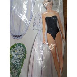 The Franklin Mint Diana Princess of Wales Doll, boxed together with an Ascho The Royal Bride paper Diana doll 