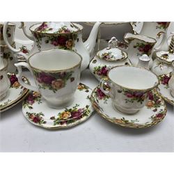 Royal Albert Old Country Roses pattern part tea service, to include teapot, water jug, six cups and saucers, covered sucrier, cake stand etc (39)