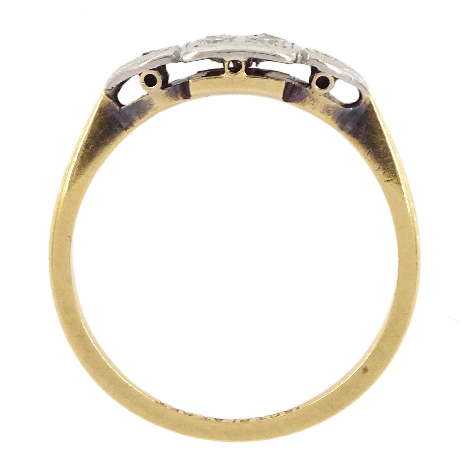 Early 20th century gold diamond ring, stamped 18ct Plat