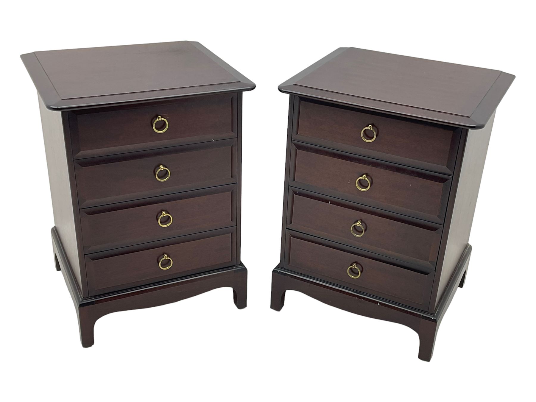 Stag Minstrel - pair of mahogany four drawer pedestal bedside lamp chests, on bracket feet