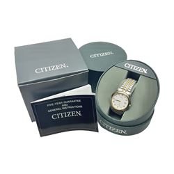 Citizen WR 50 gentleman's wristwatch, with date aperture, in box with guarantee