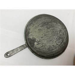 Large late 19th century copper lidded sauce pan, H15cm D23.5cm including handles L47.5cm