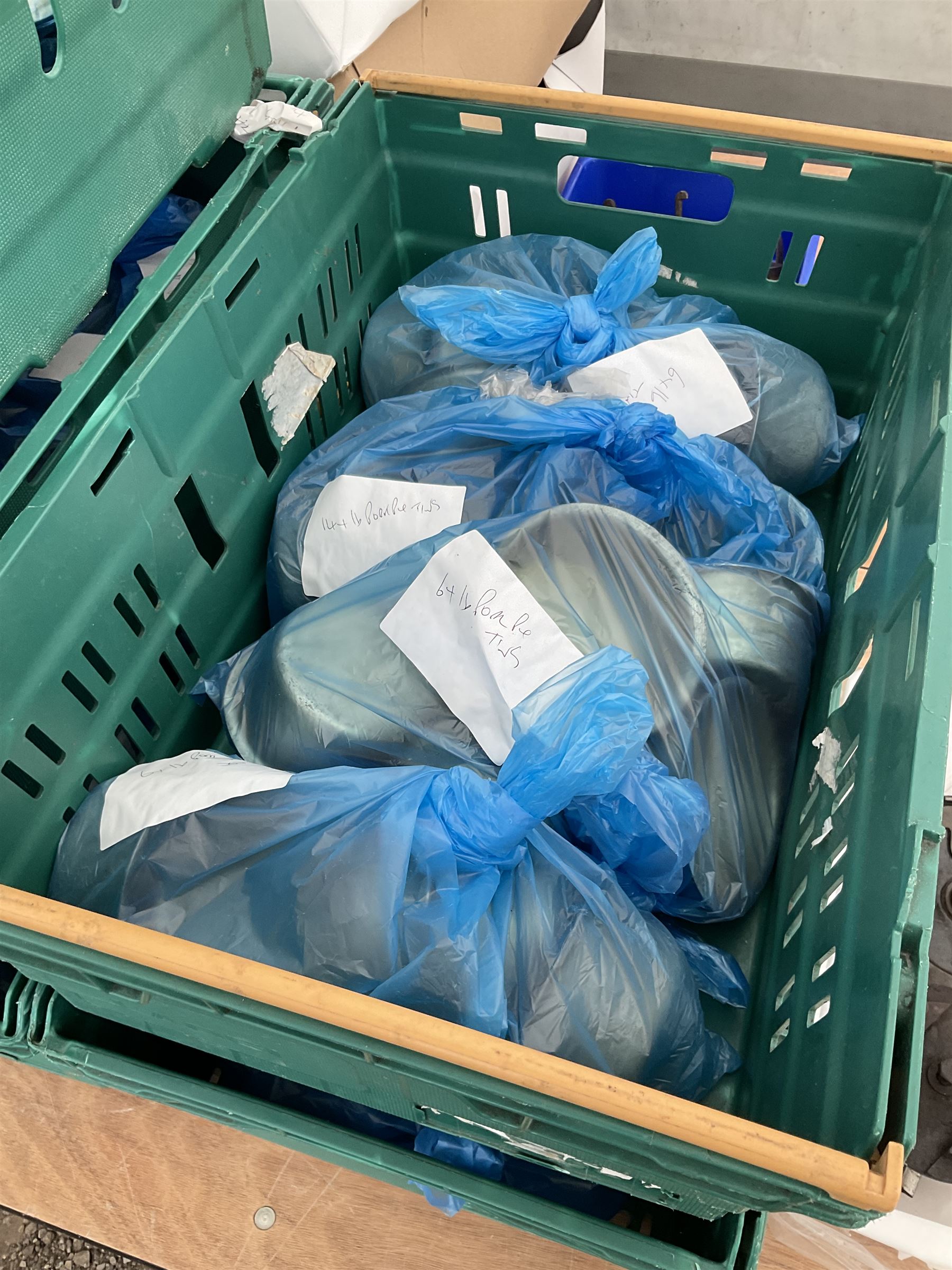 1lb 4.5 Inch pork pie die, base maker, lidder and 149 pie tins - THIS LOT IS TO BE COLLECTED BY APPOINTMENT FROM DUGGLEBY STORAGE, GREAT HILL, EASTFIELD, SCARBOROUGH, YO11 3TX