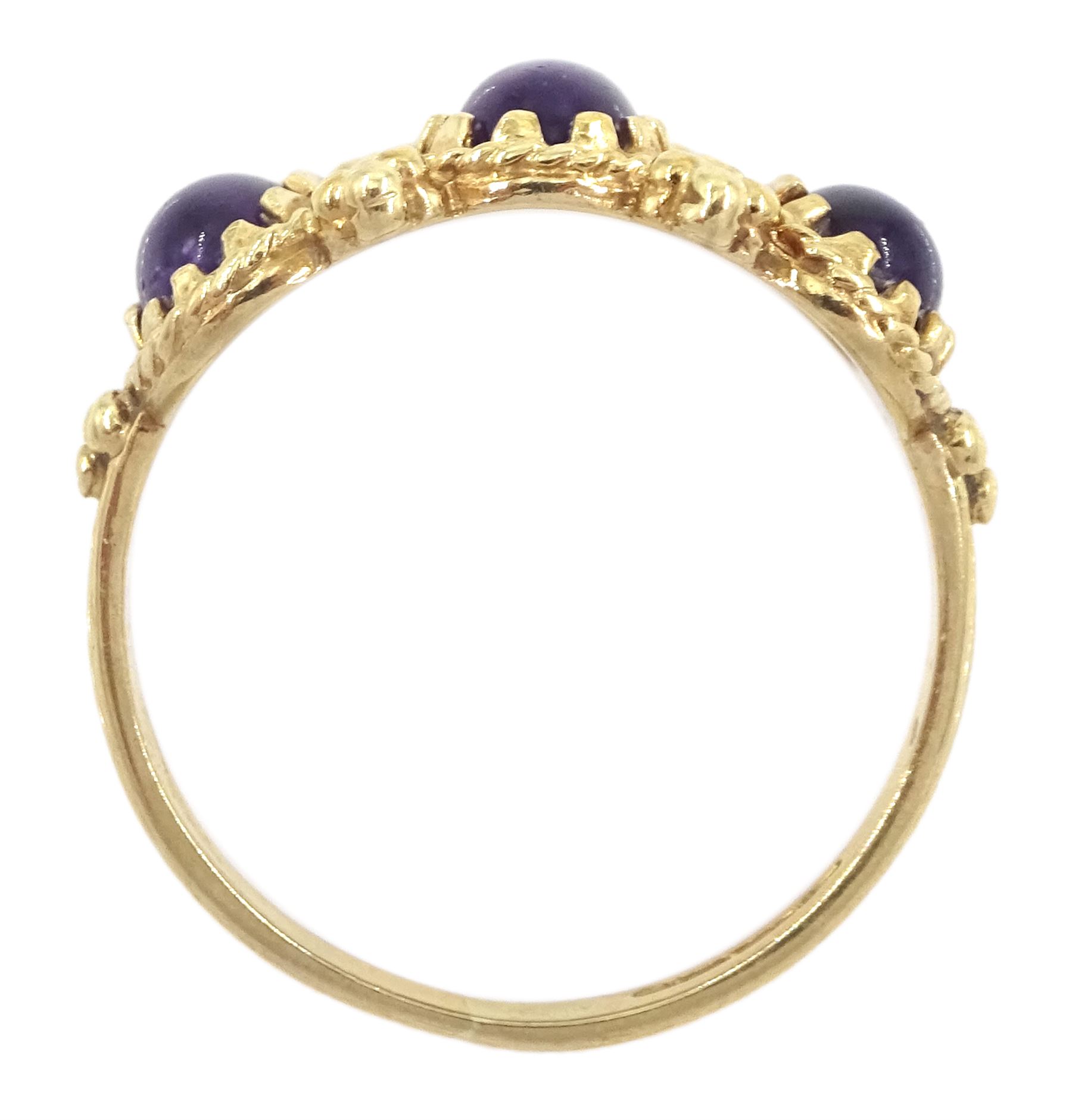 9ct gold three stone cabochon amethyst ring, hallmarked