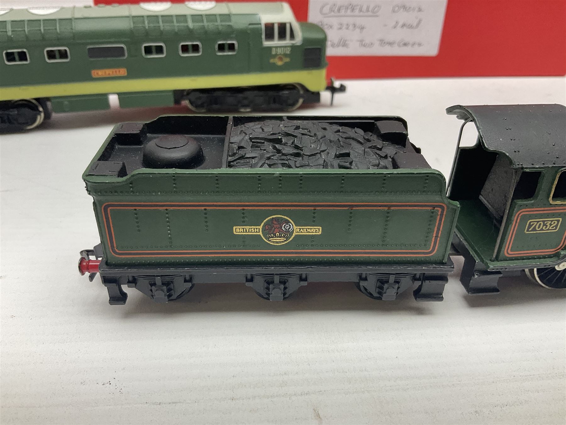 Hornby Dublo - 2-rail - Castle Class 4-6-0 locomotive 'Denbigh Castle' No.7032; and Deltic Type Diesel Co-Co 'Crepello' No.D9012 in BR two-tone green; each in modern unassociated plain red box (2)