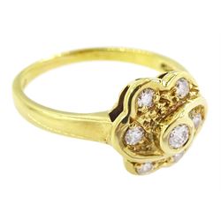 18ct gold round brilliant cut diamond flower head cluster ring, stamped, total diamond weight 0.25 carat