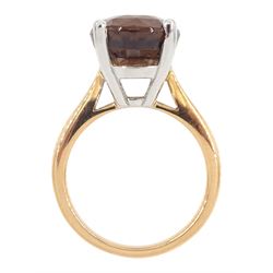 18ct rose gold single stone brown zircon ring, hallmarked, zircon approx 11.35 carat