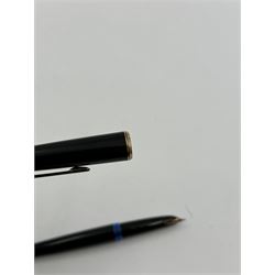 Montblanc 32 fountain pen, in black finish, with 14ct gold nib stamped 585