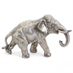 Elizabeth II model of an Indian elephant, hallmarked Camelot Silverware, Sheffield 1999, H15.5cm