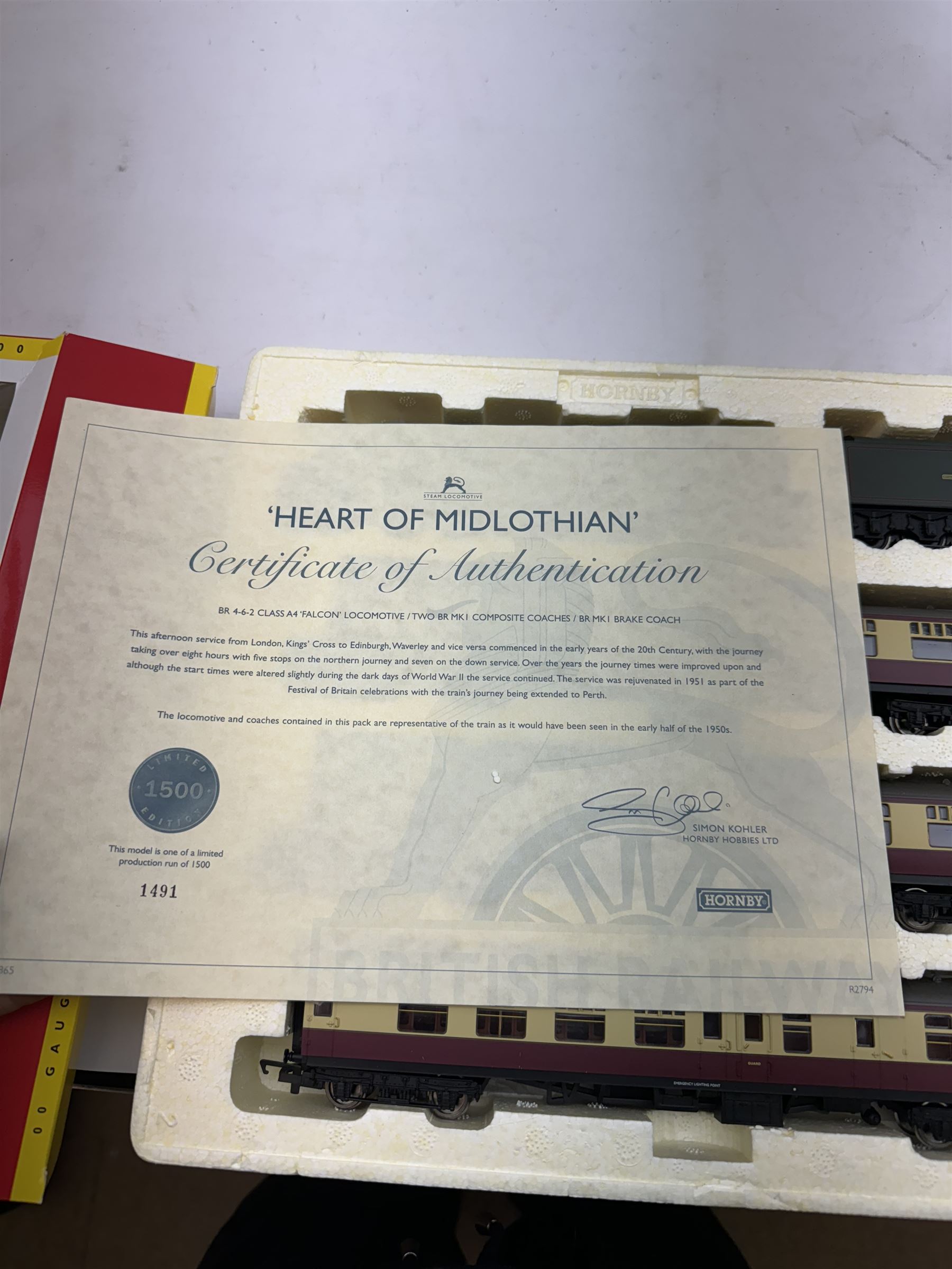 Hornby '00' gauge limited edition Heart of Midlothian Train Pack R2794M, comprising Class A4 4-6-2 'Falcon' locomotive no. 60025 in BR green and three MkI passenger coaches, in original box