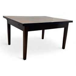 Mid-20th century mahogany dining table, draw-leaf extending action, on square tapering supports