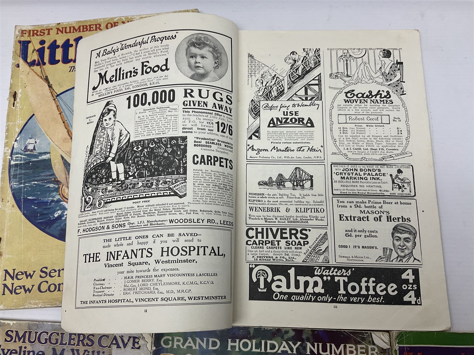 Two Daily Mail Nipper Annuals 1938 and 1939, together with five Little Folks magazines and eight Thriller magazines 