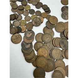Approximately 250 grams of Great British pre 1947 silver coins, including half crowns etc, pre-decimal pennies and other coinage