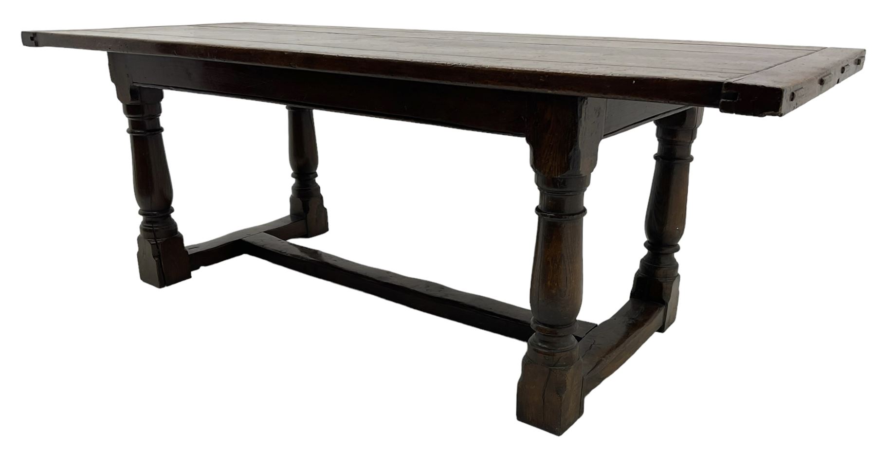 20th century Jacobean design oak refectory dining table, rectangular plank top with cleated ends, on turned supports united by H-stretchers 