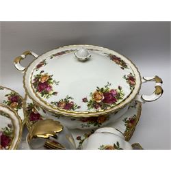 Royal Albert Old Country Roses pattern tea and dinner service, including teapot, coffee pot, two milk jugs, two open sucriers, six teacups and saucers, six dinner plates, six soup bowls, etc  