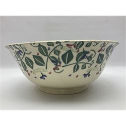 Emma Bridgewater ceramics in Sweet Pea pattern, comprising three cups and a large bowl,  bowl D31cm