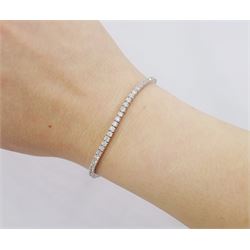 18ct white gold round brilliant cut diamond bracelet, stamped 750, total diamond weight 3.07 carat