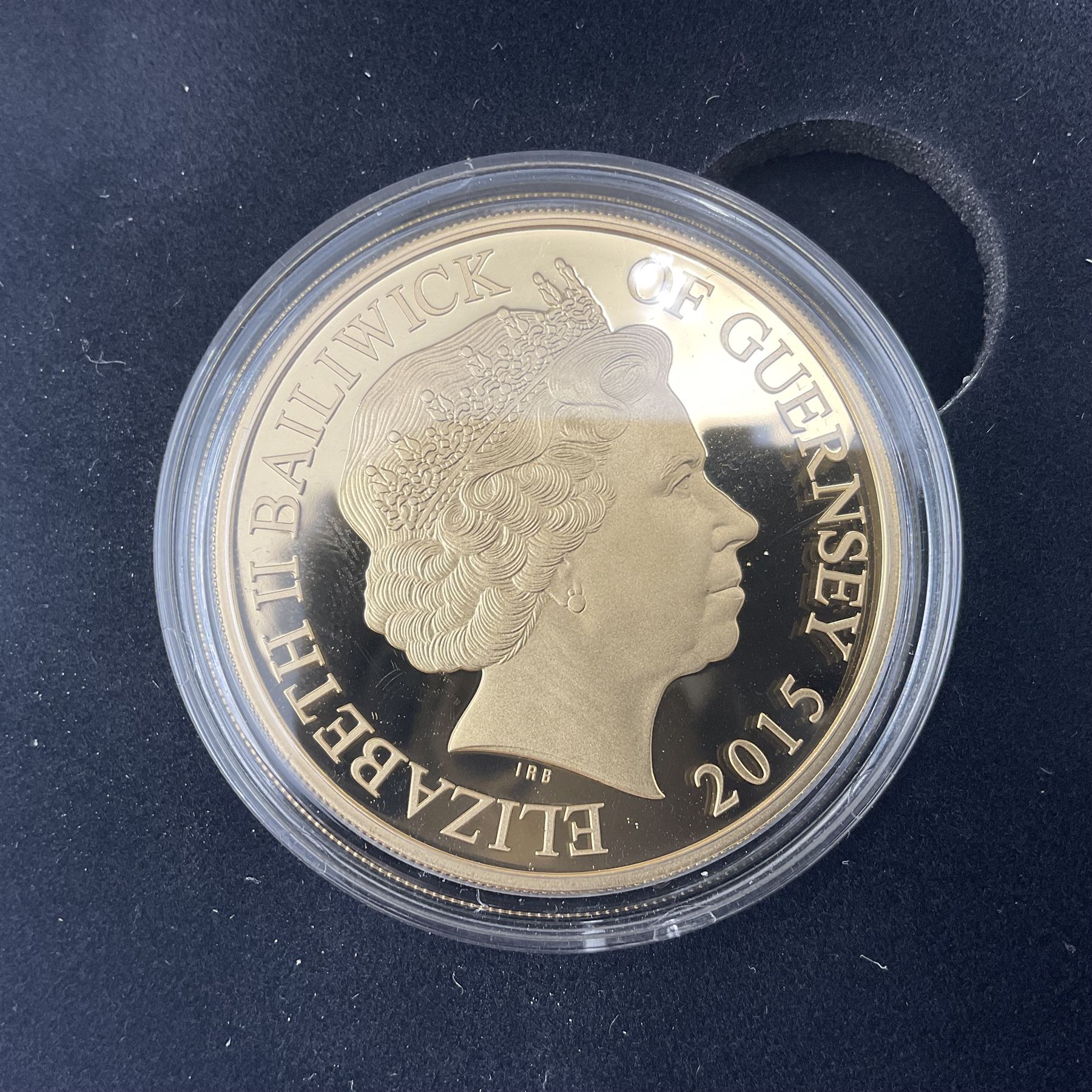 Queen Elizabeth II Bailiwick of Guernsey 2015 'The 800th Anniversary of the Magna Carta' gold proof five pound coin, cased with certificate