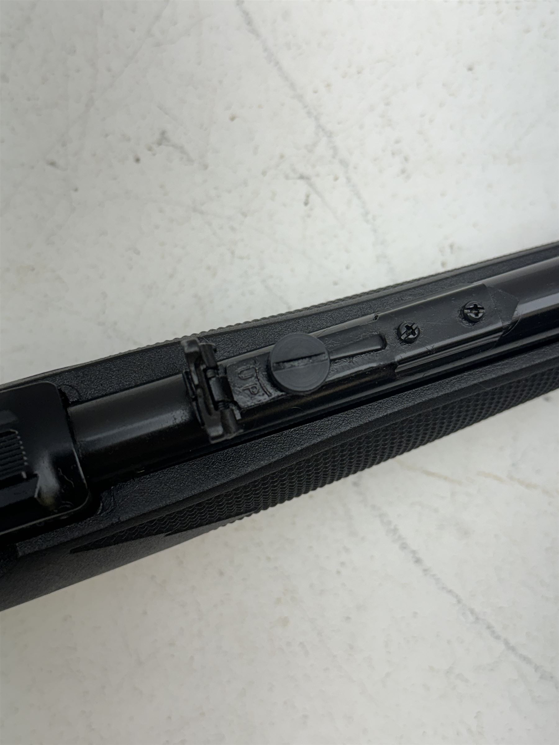 SECTION 1 FIREARMS CERTIFICATE REQUIRED - New Magtech MOD 7022 semi-auto .22 rifle 61cm (18