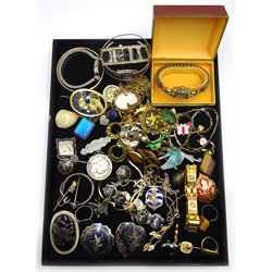  Collection of jewellery including 14ct gold, stamped 14K or 585, 9ct gold necklace, hallmarked, opal stick pin, Siamese silver, silver crown, badges, and costume pieces  