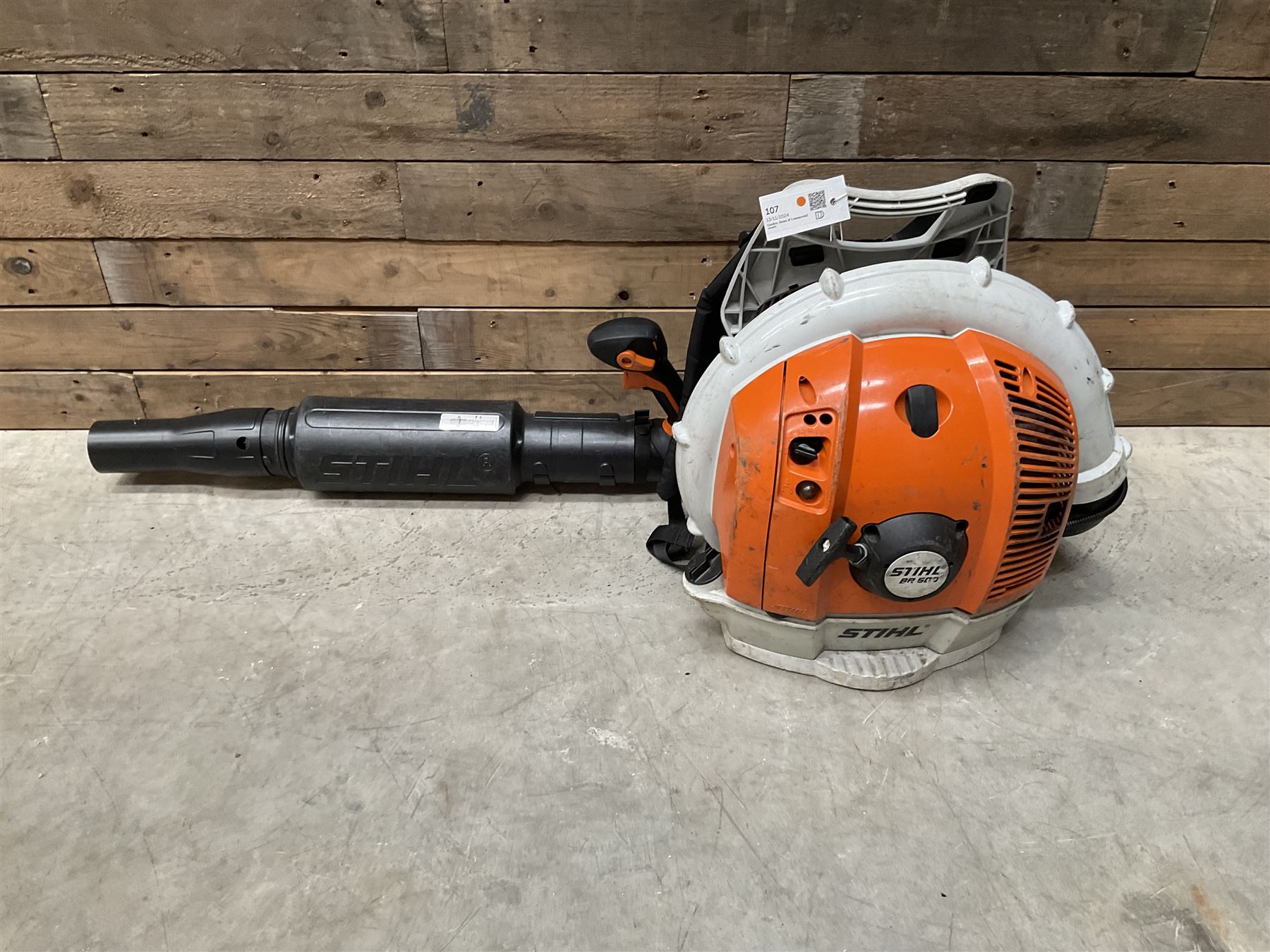 Stihl BR-500 petrol backpack leaf blower