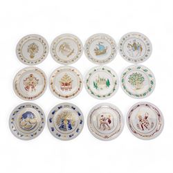 Set of twelve Spode Christmas plates 1970-1981, five Hummel figures, two boxed, four Hummel saucer dishes, two Leonardo figures etc