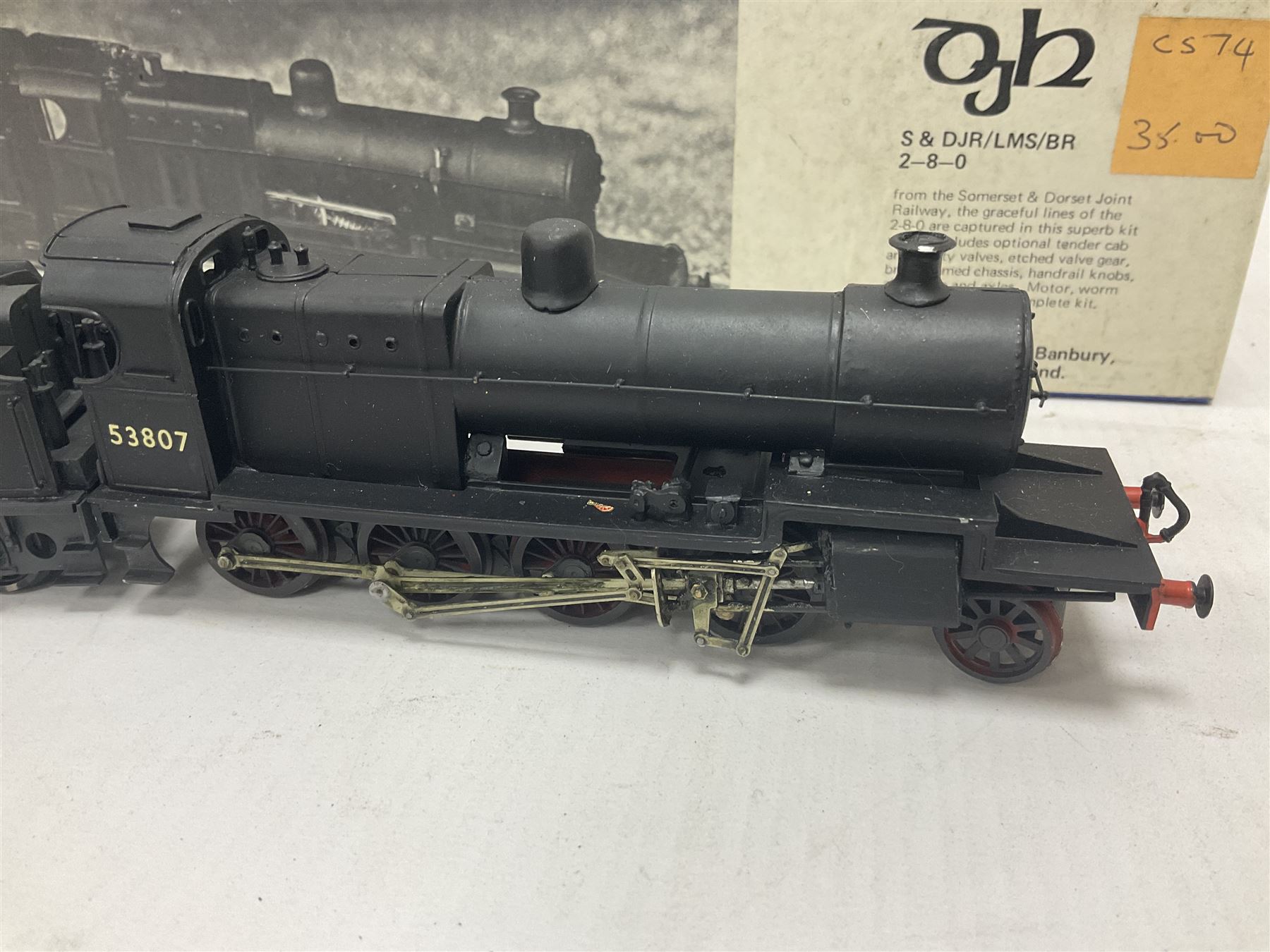 ‘00’ gauge - kit built S&DJR/LMS/BR 2-8-0 no.53807 steam locomotive and tender, finished in BR black with DJH Models box; with further kit built Standard Class 9F 2-10-0 steam locomotive and tender no.92026 finished in BR black (2) 