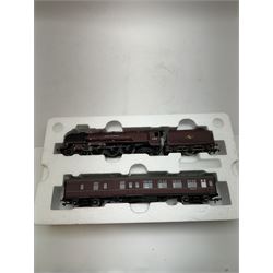 Hornby '00' gauge BR Duchess of Sutherland and Support Coach Train Pack R3221, comprising BR Princess Coronation Class 4-6-2 Duchess of Sutherland locomotive no. 46233 and BR MkI Brake Support Coach no. 99041, both in maroon livery, in original box