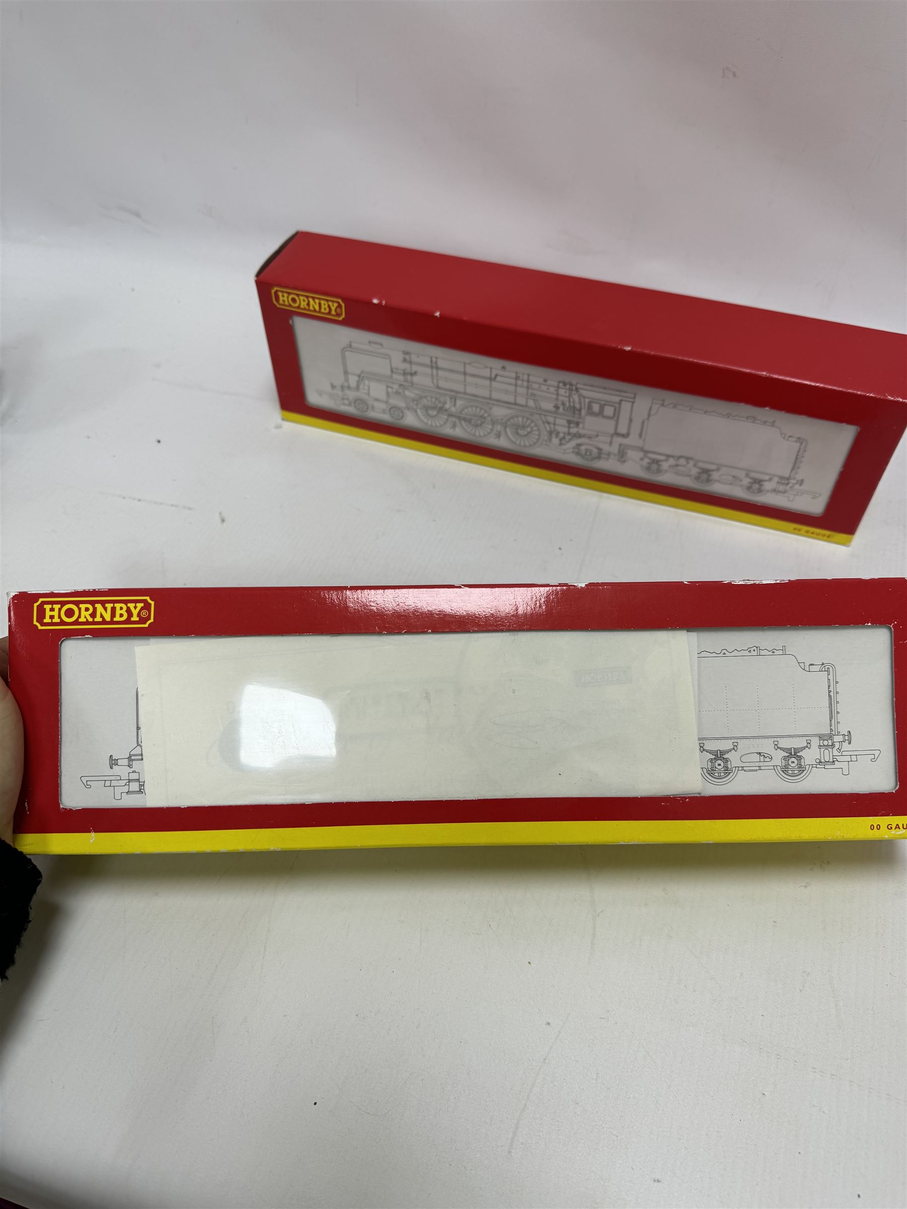 Four Hornby '00' gauge locomotives, comprising R2135 BR Class 4F 0-6-0 locomotive no. 44313, two R2175 BR Britannia Class 7MT 4-6-2 examples, re-worked as Firth of Forth locomotive no. 70051 and Moray Firth no. 70053 and R2359 BR Class 5MT 4-6-0 locomotive no. 44908, all boxed 