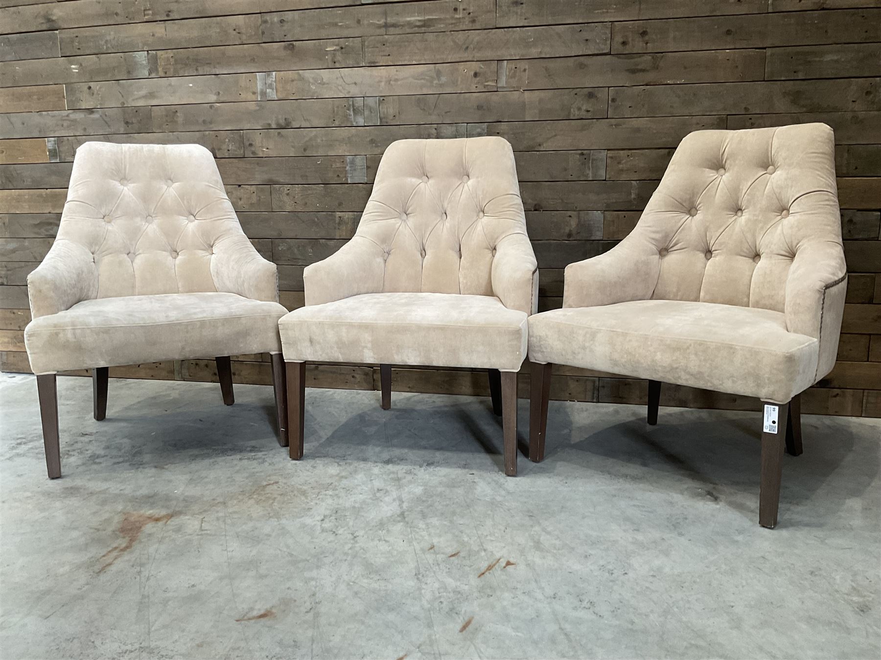 6 x armchair, upholstered in buttoned back beige fabric