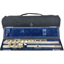 Buffet Crampton & Co Cooper Series II silver plated flute, Serial No.020804739 in hard case and outer carrying case