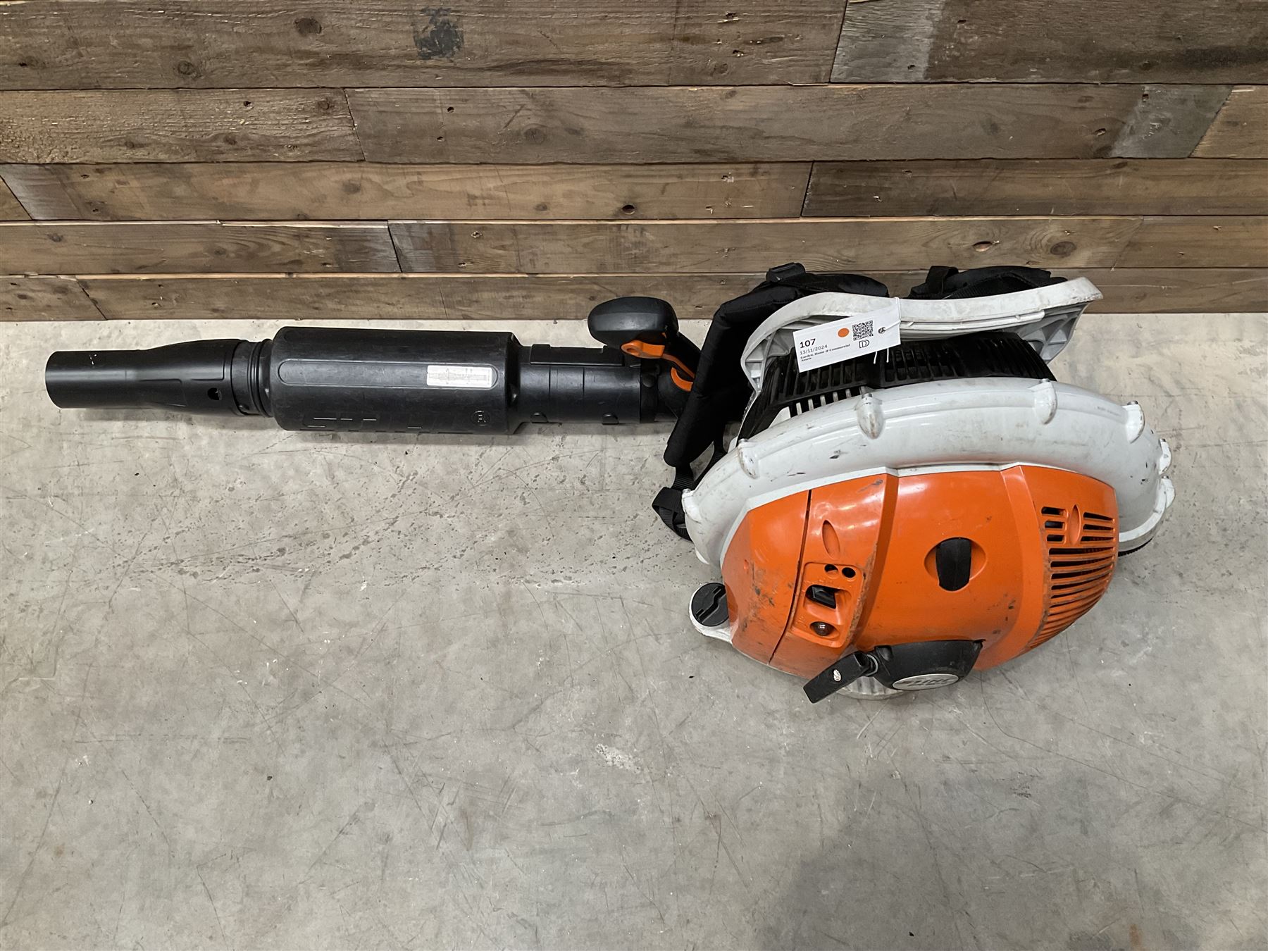 Stihl BR-500 petrol backpack leaf blower