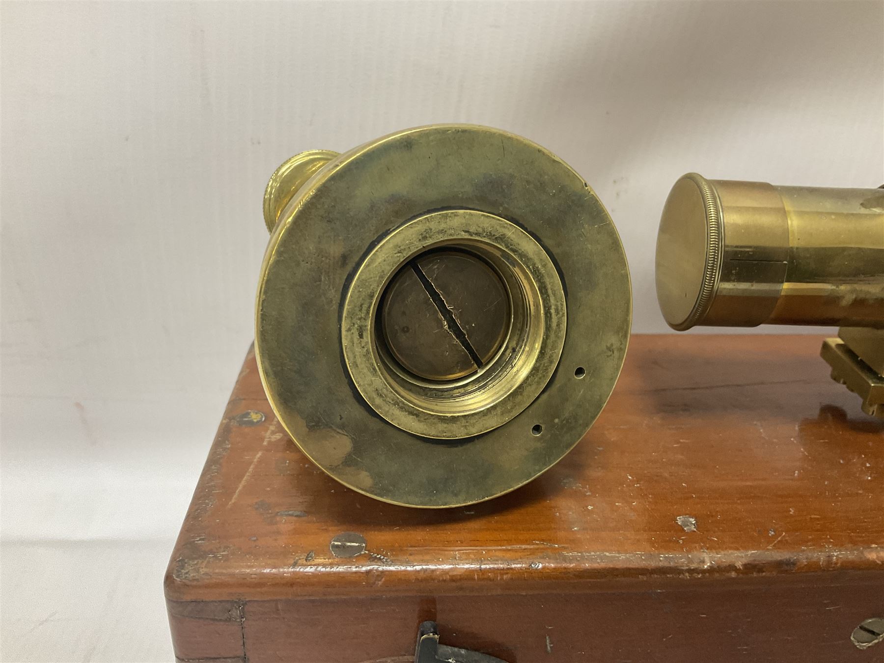 Late 19th century/early 20th century brass dumpy level, inscribed Carter Optician Exeter, in fitted mahogany case, together with a Lowne Instruments Air Meter, no L 3854