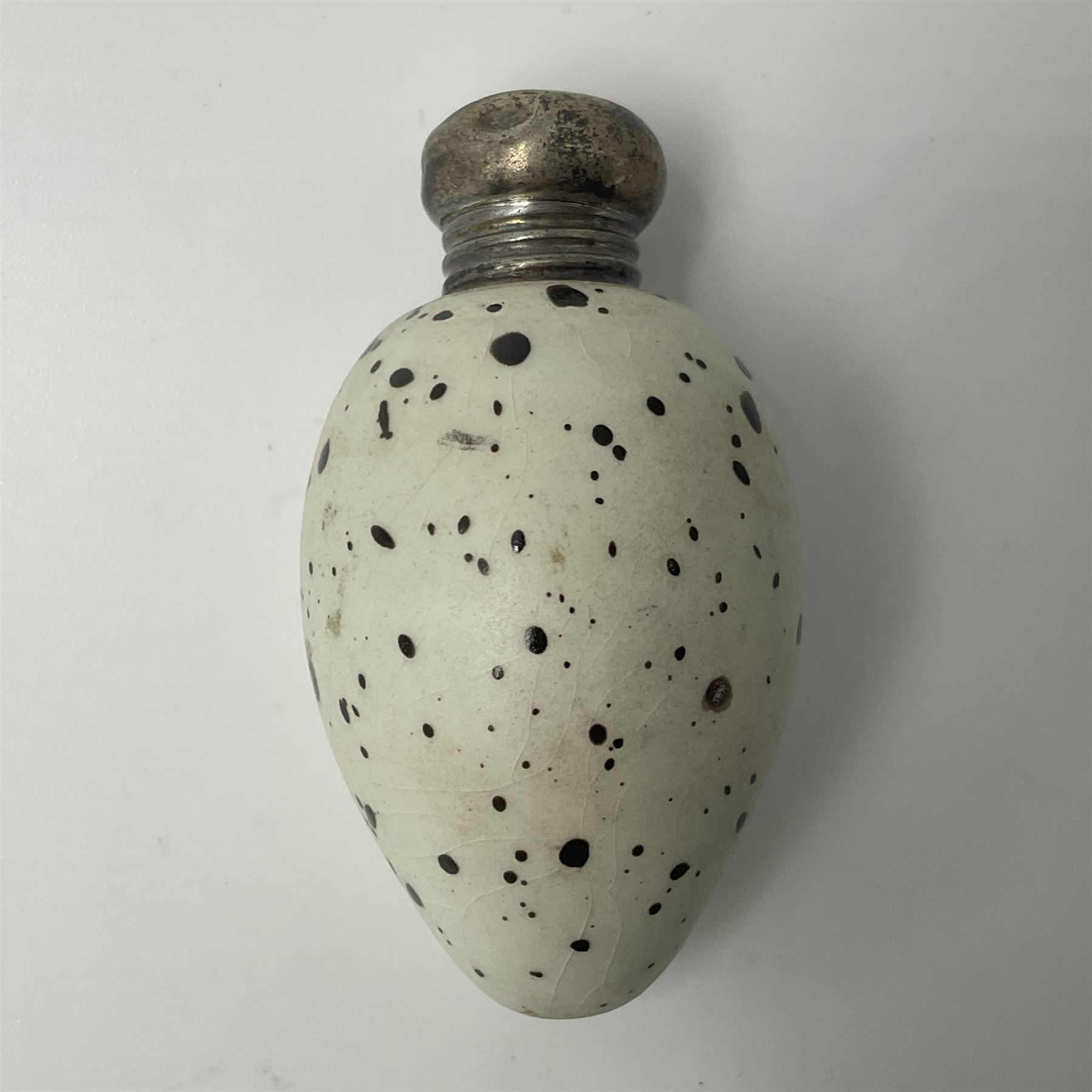 Victorian silver mounted scent bottle, modelled in the form of an egg, possibly McIntyre, the screw threaded cover stamped Silver, the body marked with registration no. 20772, H5.5cm