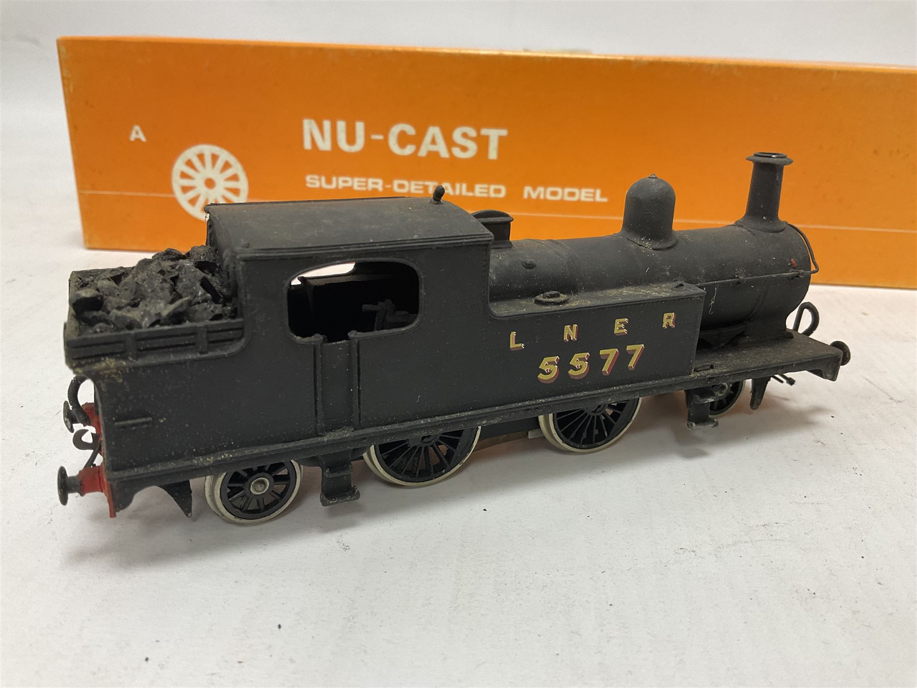 ‘00’ gauge - two kit built locomotives comprising Class F1 GCR/LNER/BR 2-4-2T no.5577 finished in LNER black with NC131 Nu-Cast box and purchase receipt; Class F2 GCR/LNER/BR 2-4-2T no.67107 finished in BR black (2) 