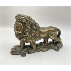 Brass door stop, modelled as a lion, H15cm