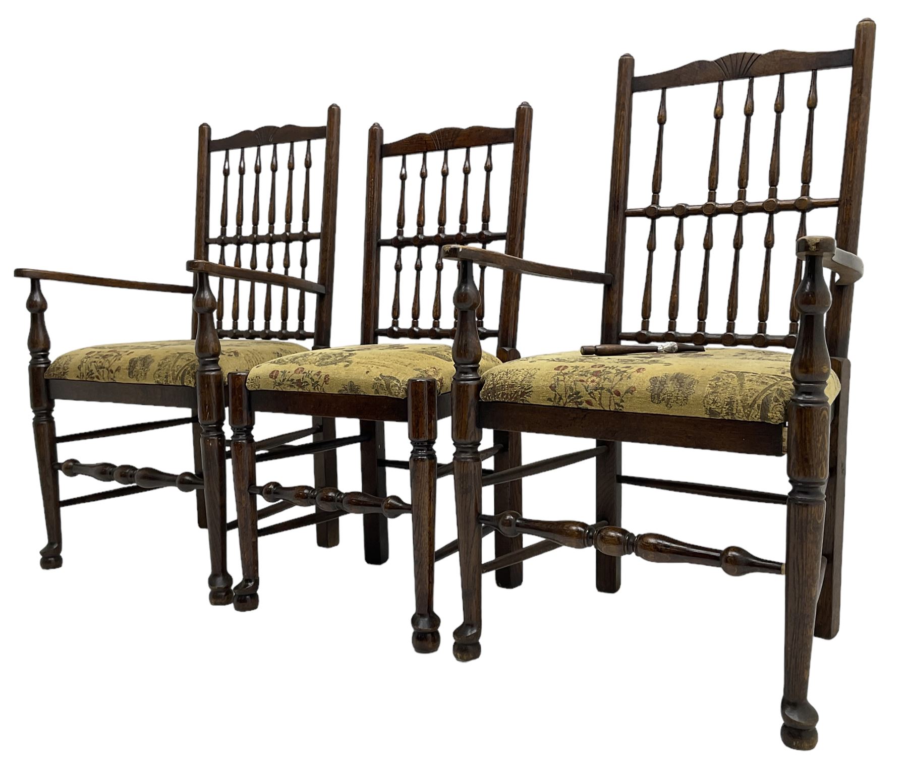 Set of six (4+2) 20th century oak spindle back dining chairs, with upholstered drop-on seat cushions, turned supports joined by turned stretchers