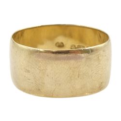 9ct gold wide wedding band, London 1979